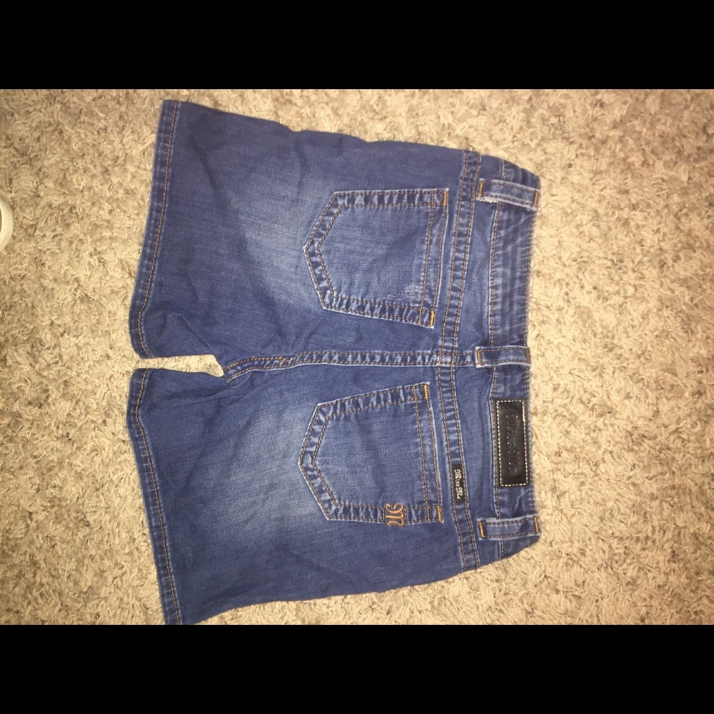 Miss Me Shorts